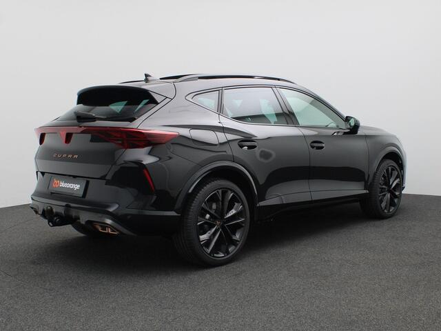 Cupra Formentor 1.5 TSI e-Hybrid VZ Performance 272PK DSG Pano-Schuifdak, Trekhaak, 19" LM Velgen, Sennheiser Audio, 360gr. Camera, Memorystoel, Matrix LED-Verlichting, Stoel-Stuurverwarming