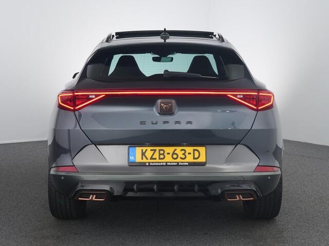 Cupra Formentor 1.4 e-Hybrid VZ Performance | Travel assist | Pano | Dodehoeksensor | Stoelverwarming | DCC | Memory | SOH 92.1% |