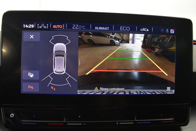 Cupra Leon 2415PK VZ Black Edition Camera 19Inch Virtual