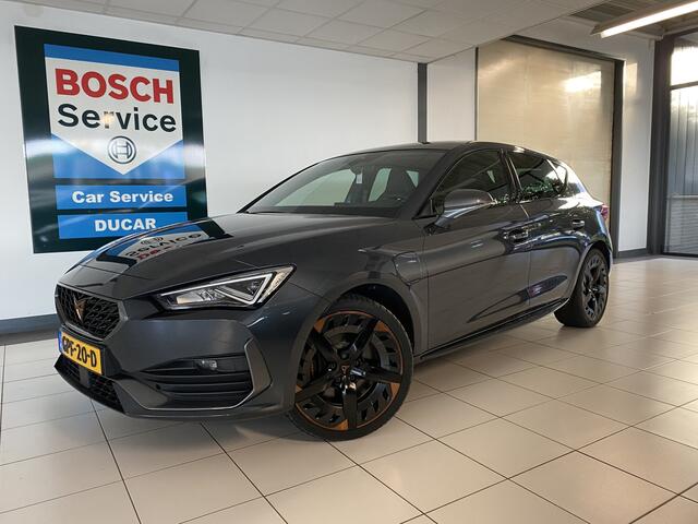 Cupra Leon 1.4 e-Hybrid VZ performance Panoramdak / Stuurverwarming /stoelverwarming / sfeerverlichting