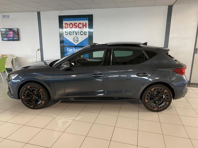 Cupra Leon 1.4 e-Hybrid VZ performance Panoramdak / Stuurverwarming /stoelverwarming / sfeerverlichting