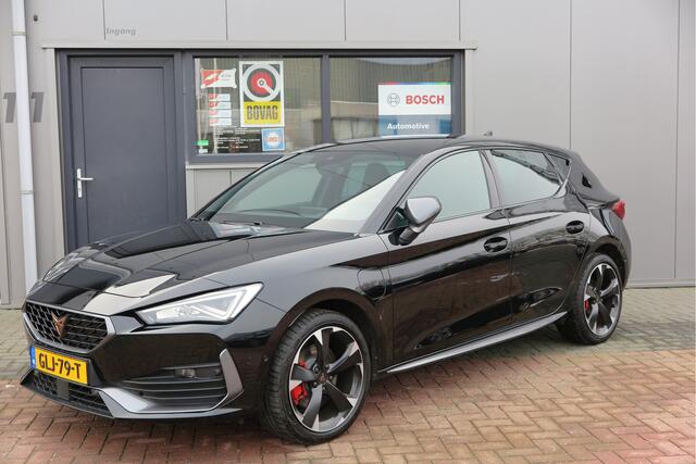 Cupra Leon 1.4 e-Hybrid 180kw 245pk DSG VZ Adrenaline Led , Virtual cockpit , Navi, DAB+ , Carplay, Stoelverwarming, Key-less, Lichtmetalen velgen, Klap spiegels, etc.