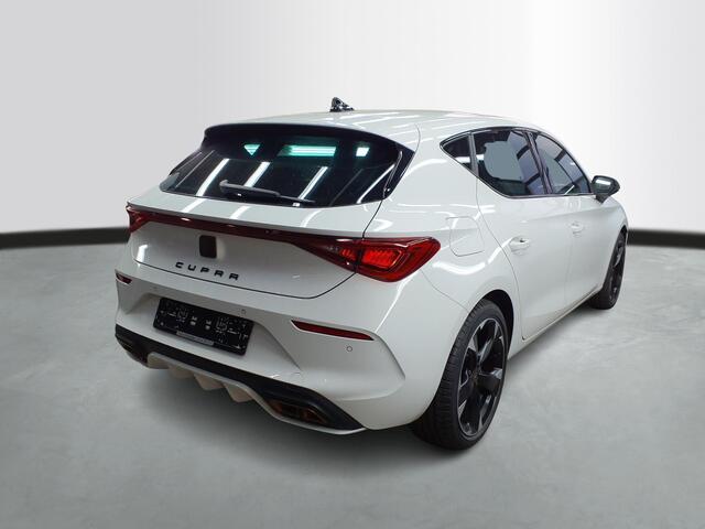 Cupra Leon 1.4 TSI eHybrid 204pk PHEV Business / Panoramadak / Navi / Stoelverwarming / Wordt Verwacht