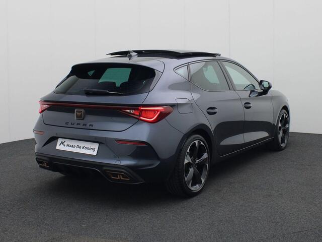Cupra Leon 1.4 TSIeHybrid 150kW/204P PHEV DSG · Panoramadak · Parkeersensoren · Stoel- & stuurverwarming