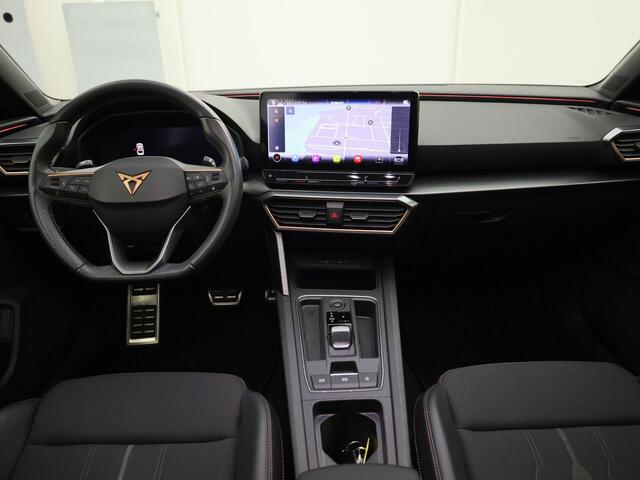Cupra Leon 1.4 TSIeHybrid 150kW/204P PHEV DSG · Panoramadak · Parkeersensoren · Stoel- & stuurverwarming