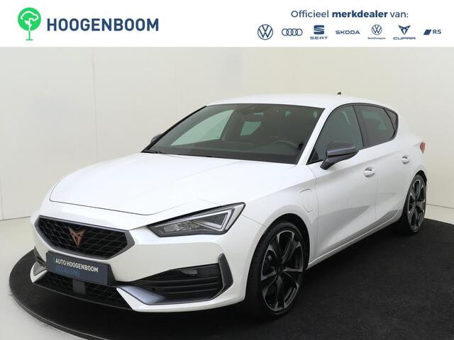 Cupra Leon 1.4 e-Hybrid VZ Performance | Cupra mode | Stoel- en stuurwielverwarming | Navigatie | Dodehoek detectie | Keyless | Sfeerverlichting | Elektrisch inklapbare buitenspiegels |