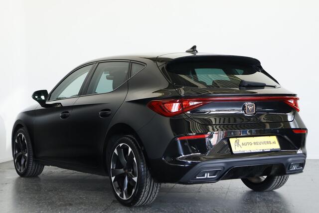 Cupra Leon 1.5 eTSI / LED / Navi / CarPlay / ACC