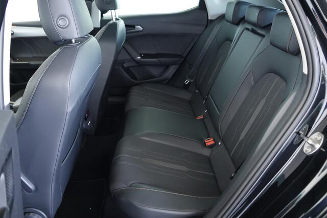 Cupra Leon 1.5 eTSI / LED / Navi / CarPlay / ACC