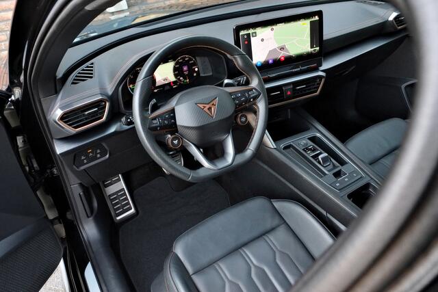 Cupra Leon 1.4 e-Hybrid VZ Copper Edition Panoramadak, Leder, ACC, Achteruitrijcamera