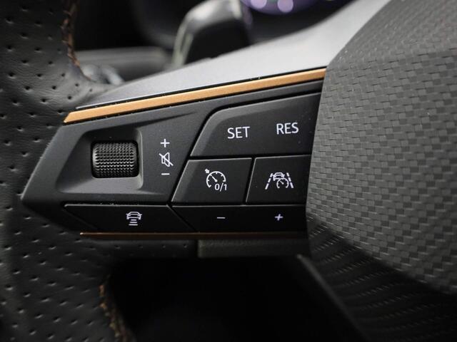 Cupra Leon 1.4 e-Hybrid 204pk DSG · Keyless · Camera · Apple/Android Car Play · Side Assist · Parkeerassistent · Navigatie · ACC · 18''Velgen · TOPDEAL
