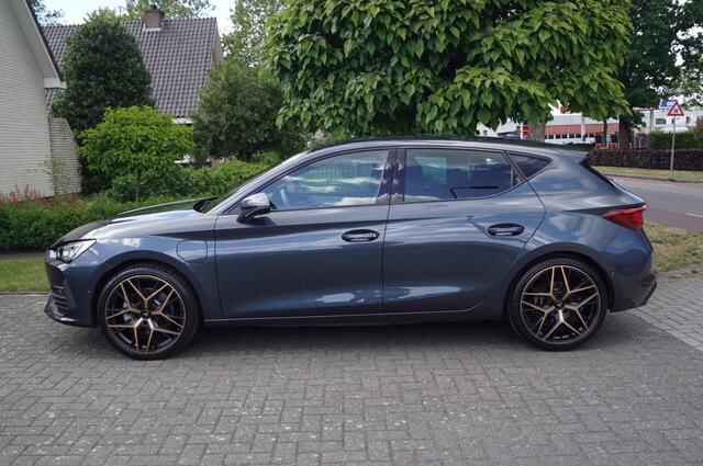 Cupra Leon 1.4 e-Hybrid TSI 204PK ACC/Navi/Camera/DCC/Virtual/Keyless/19inch