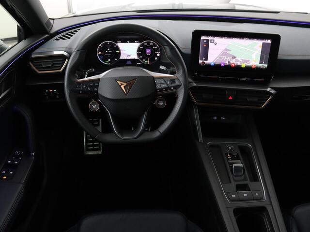 Cupra Leon 1.4 e-Hybrid VZ | 245pk | Leder | Stoel & stuurverwarming | Carplay | Adaptive cruise | Navigatie | Camera | Memory | Keyless | Full LED