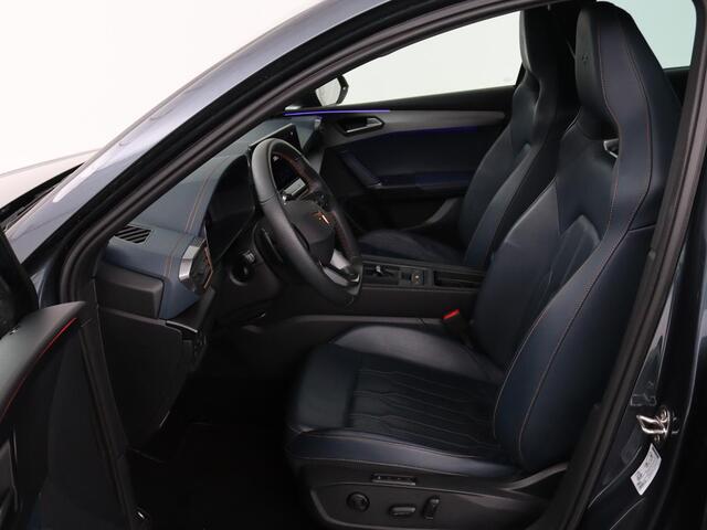 Cupra Leon 1.4 e-Hybrid VZ | 245pk | Leder | Stoel & stuurverwarming | Carplay | Adaptive cruise | Navigatie | Camera | Memory | Keyless | Full LED