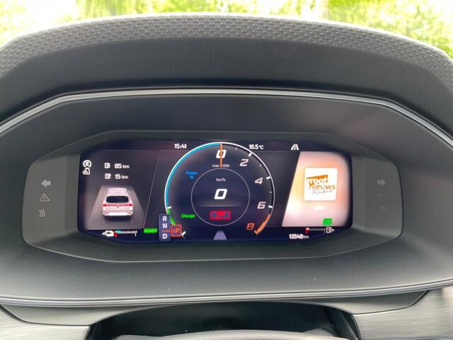 Cupra Leon Sportstourer 1.4 E-HYBRID, Carplay, Led, Isofix, 13.500 km! 19inch