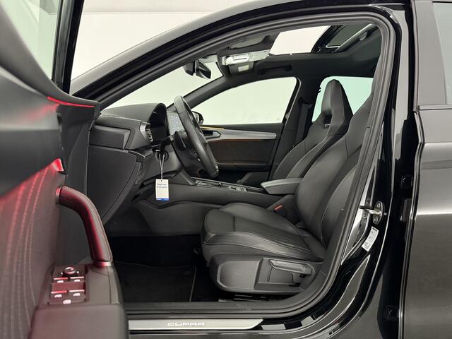 Cupra Leon 1.4 e-Hybrid 245PK VZ Performance Pano Camera Carplay LED Sfeerverl. Virtual Navigatie Cruise Clima PDC 19''LMV