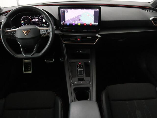 Cupra Leon 1.4 e-Hybrid VZ | 245pk | Stuurverwarming | Navigatie | Sfeerverlichting | Full LED | Keyless | Sportstoelen | Magnetic Tech Matt | PHEV