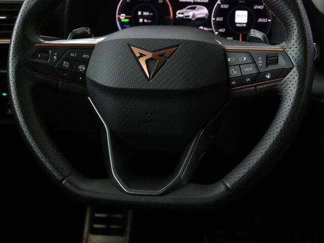 Cupra Leon 1.4 e-Hybrid VZ | 245pk | Stuurverwarming | Navigatie | Sfeerverlichting | Full LED | Keyless | Sportstoelen | Magnetic Tech Matt | PHEV