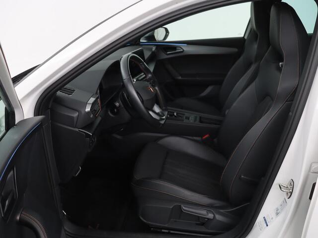 Cupra Leon 1.4 e-Hybrid | Stoel & stuurverwarming | Camera | Adaptive cruise | Carplay | Navigatie | Sfeerverlichting | Keyless | Full LED | Sportstoelen | PHEV