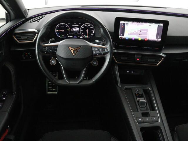 Cupra Leon 1.4 e-Hybrid VZ Performance | Panoramadak | Stoel & stuurverwarming | Adaptive cruise | Camera | Carplay | Navigatie | Sfeerverlichting | Keyless | Full LED | PHEV