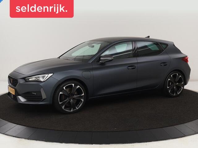 Cupra Leon 1.4 eHybrid | 245pk | Stoel & stuurverwarming | Carplay | Memory | Sfeerverlichting | Parkeerhulp | Navigatie | Keyless | Full LED | Sportstoelen | Magnetic Tech Matt | PHEV | Plug In