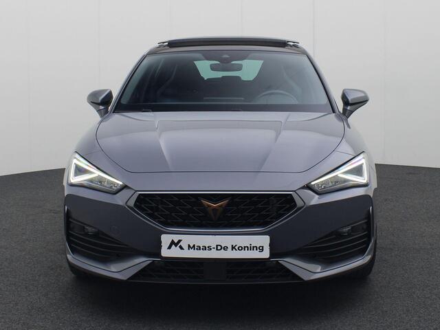 Cupra Leon 1.4e-Hybrid 180kW/245PK VZ DSG · Panoramadak · Navigatie · Camera + Parkeersensoren