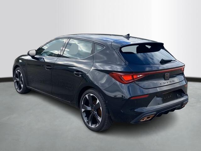 Cupra Leon 1.4 TSI eHybrid 204pk PHEV Adrenaline / Navigatie / Adaptive Cruise / Kuipstoelen / Wordt Verwacht