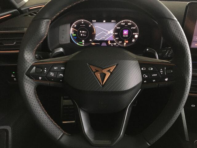 Cupra Leon 1.4 e-Hybrid VZ Pano