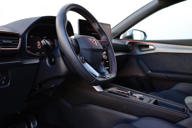 Cupra Leon 1.5 TSI e-Hybrid Business 204pk DSG6