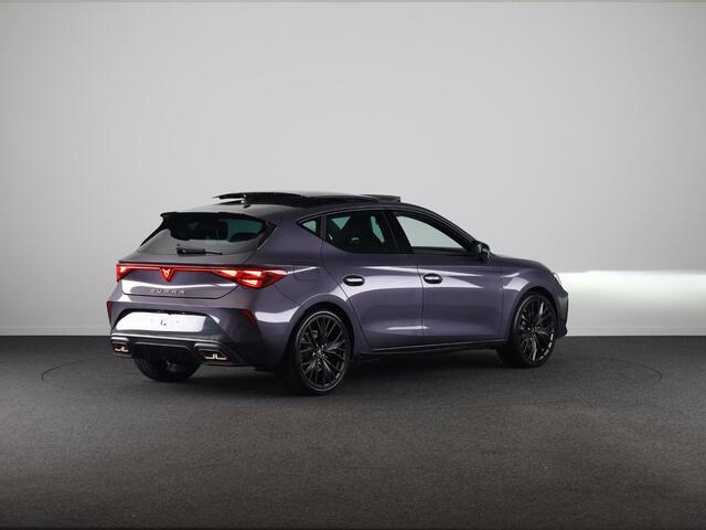 Cupra Leon 1.5 TSI e-Hybrid VZ Performance | Panoramadak | Sennheiser | Obsidian Pakket | 19 Inch |