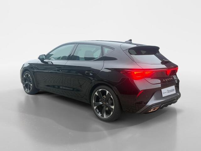 Cupra Leon 1.5 TSI e-Hybrid Business | Automaat | BTW | Camera | Stoel/Stuurverwarming | Adaptief Cruise Control | Dodehoek Detectie | Climate Control | DAB | Navigatie | Full Led | Keyless