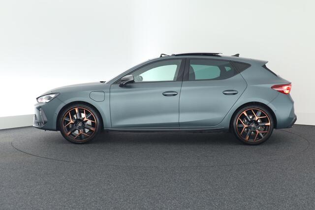 Cupra Leon 1.5 TSI 272pk e-Hybrid VZ Extreme Sennheiser Camera Keyless Virtual Cockpit Memory Navigatie