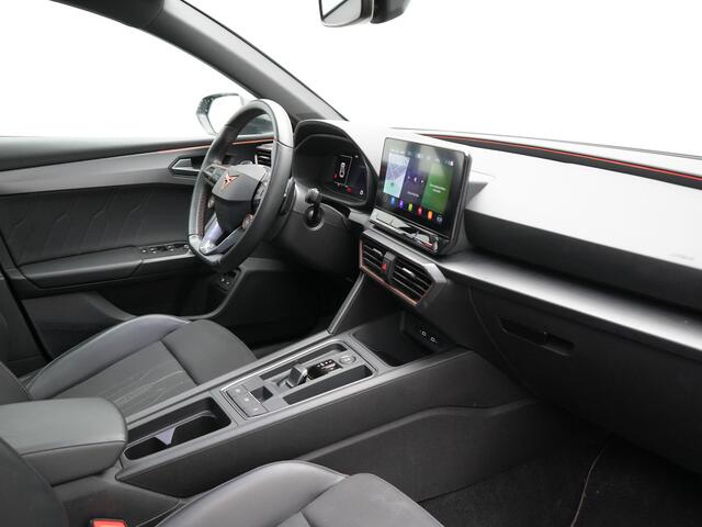 Cupra Leon 1.4 e-Hybrid VZ Copper Edition Plug In Hybrid 245pk Dealer O.H PHEV | Panodak | Adaptive Cruise | Sportstoelen Memory & Verwarmd | Sfeerverlichting | Apple Carplay | Blis | Keyless | Stuur Verwarmd | Navigatie | Virtual | DAB |