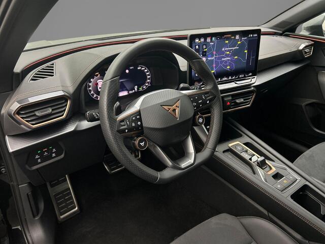 Cupra Leon Business 1.5 TSI eHybrid 204pk DSG Automaat Adaptive cruise control, Achteruitrijcamera, LED koplampen, Navigatie, Stuurwiel verwarmd, Stoelverwarming