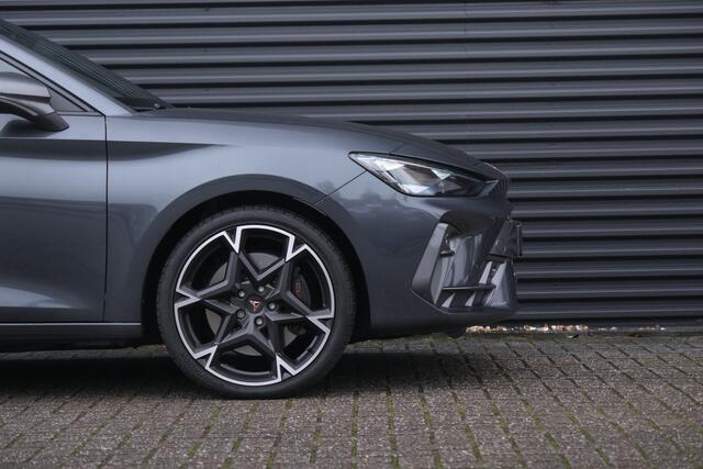 Cupra Leon 1.5 TSI e-Hybrid VZ Performance Matrix / Stoelvw / Apple Carplay / Magnetic Tech / ACC Cruise Control