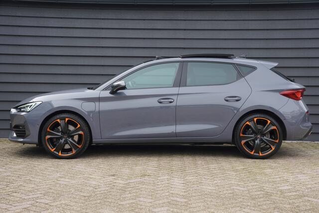 Cupra Leon 1.4 e-Hybrid VZ Performance - 245 PK - CAMERA - PANODAK - CARPLAY - VIRT. COCKPIT -