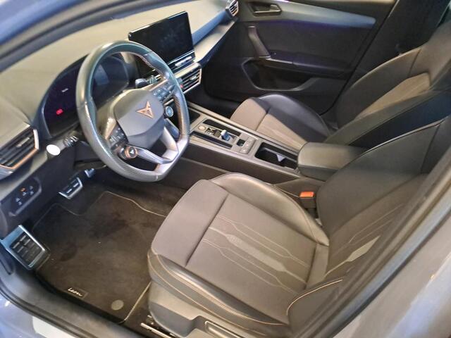 Cupra Leon 1.4 TSI eHybrid 245pk PHEV VZ Performance / S-Stuur / Full Link / Navigatie / Wordt Verwacht