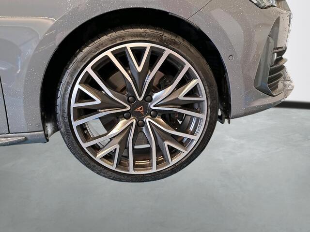 Cupra Leon 1.4 TSI eHybrid 245pk PHEV VZ Performance / S-Stuur / Full Link / Navigatie / Wordt Verwacht