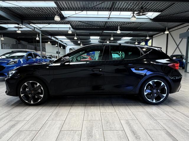 Cupra Leon 1.5 TSI e-Hybrid 204pk Business | Stoel- en stuurwiel verwarming | Adapt. Cruise | FACELIFT | 1/2 leer | Fabrieksgarantie t/m 05-2029 |