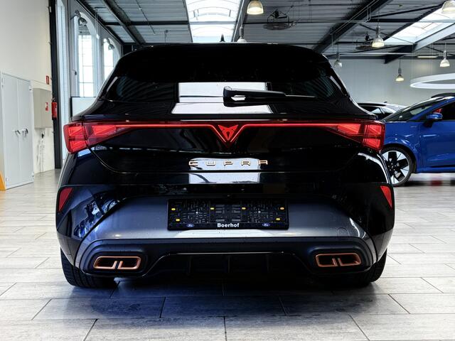 Cupra Leon 1.5 TSI e-Hybrid 204pk Business | Stoel- en stuurwiel verwarming | Adapt. Cruise | FACELIFT | 1/2 leer | Fabrieksgarantie t/m 05-2029 |