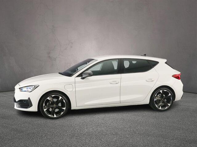 Cupra Leon Business 1.4 TSI eHybrid 204pk DSG Automaat Cruise control, Navigatie, Parkeersensor achter, LED koplampen, Stoelverwarming, App connect, Stuurwiel verwarmd
