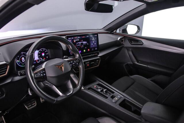 Cupra Leon Business 1.4 TSI eHybrid 204pk DSG Automaat Cruise control, Navigatie, Parkeersensor achter, LED koplampen, Stoelverwarming, App connect, Stuurwiel verwarmd