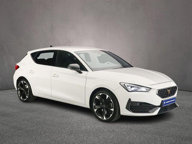 Cupra Leon Business 1.4 TSI eHybrid 204pk DSG Automaat Cruise control, Navigatie, Parkeersensor achter, LED koplampen, Stoelverwarming, App connect, Stuurwiel verwarmd