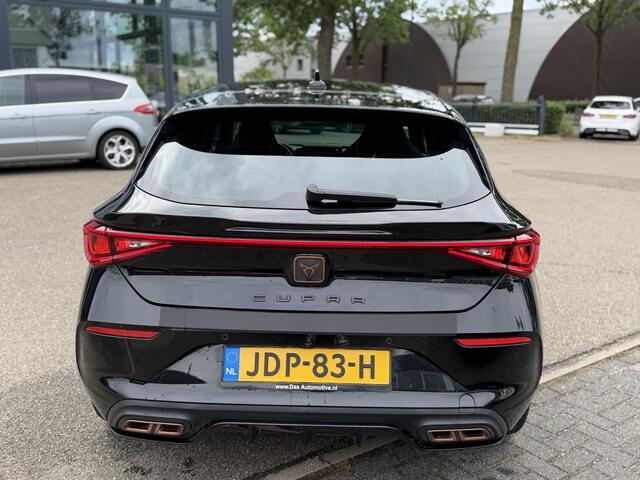 Cupra Leon 1.4 e-Hybrid VZ 245PK PLUG-IN HYBRIDE | 19 INCH | SPORT-KUIPSTOELEN | WINTERPAKKET | KEYLESS | FULL LED MATRIX | RIJASSISTENT-PAKKET XL | RIJKLAAR | 12 MND BOVAG GARANTIE