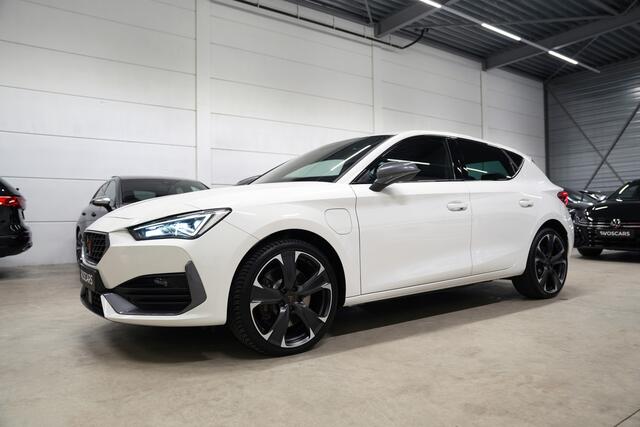Cupra Leon 1.4 e-Hybrid VZ 245PK * Kuipstoelen - 19" - Sfeer - ACC - App - Stoelverwarming *