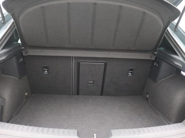 Cupra Leon 1.5 TSI e-Hybrid VZ Extreme 272 PK Panorama Dak, Memorystoel, Sennheiser, Matrix Led, Navigatie Groot Scherm, 19" Polar Copper, Keyless, Dodehoek Detectie