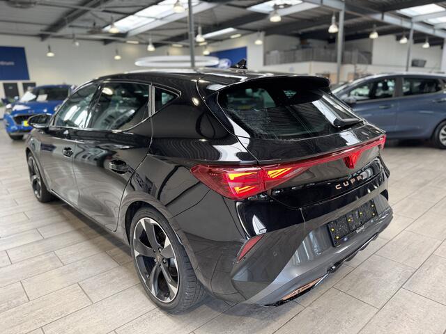 Cupra Leon 1.5 TSI e-Hybrid 204pk PHEV Business | Stoel- en stuurwiel verwarming | Adapt. Cruise | FACELIFT | 1/2 leer | Fabrieksgarantie t/m 05-2029 |