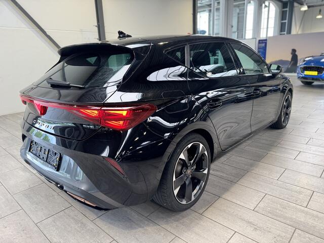 Cupra Leon 1.5 TSI e-Hybrid 204pk PHEV Business | Stoel- en stuurwiel verwarming | Adapt. Cruise | FACELIFT | 1/2 leer | Fabrieksgarantie t/m 05-2029 |