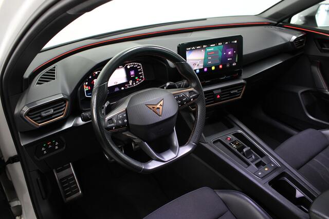 Cupra Leon 1.4 e-Hybrid VZ Business / Stoel + Stuurverwarming / Keyless / Adaptive cruise control /