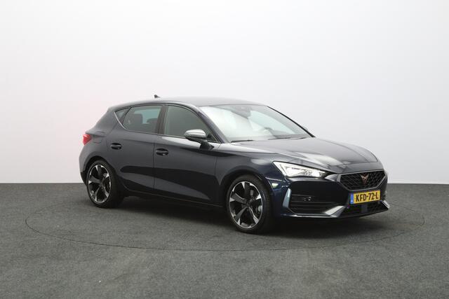 Cupra Leon 1.4 e-Hybrid 204 PK Business PHEV, Stoelverwarming, Groot-Navigatie, Achteruitrijcamera