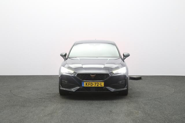 Cupra Leon 1.4 e-Hybrid 204 PK Business PHEV, Stoelverwarming, Groot-Navigatie, Achteruitrijcamera